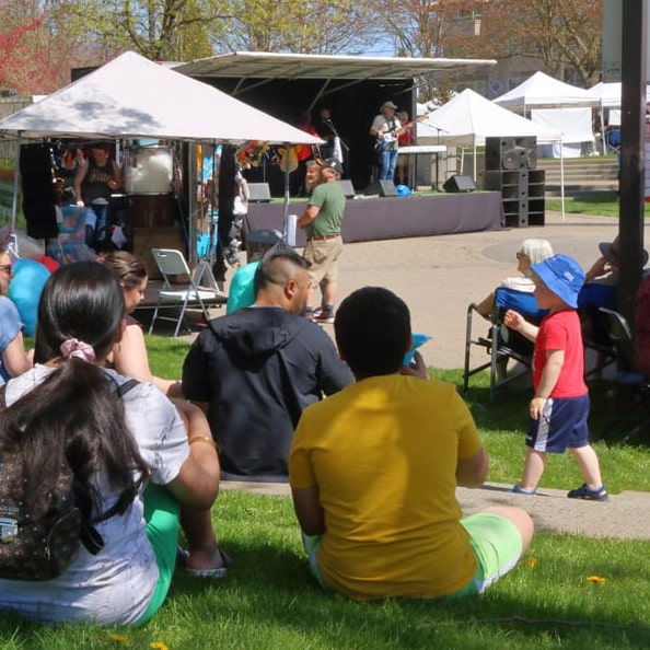 the capacity of bathroom & shower trailers can vary depending on the size and model